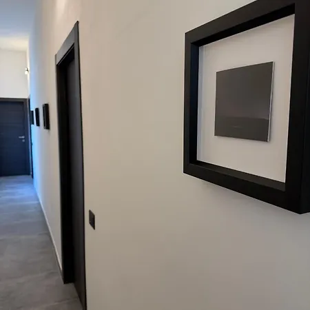 Boccia Luxury House Elegant Art Near Ruins Apartamento *